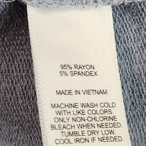 EXPRESS One Eleven Cropped Hoodie - Picture 9 of 10